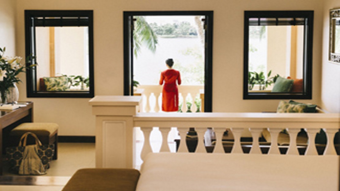 Premium River View Suite